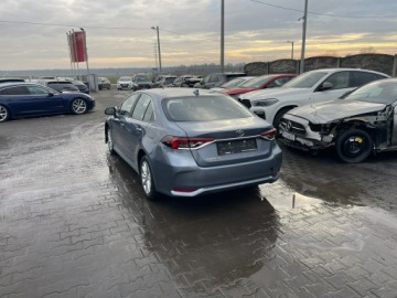 Toyota Corolla XII Sedan Facelifting 1.5 VVT-i 125KM 2024 Toyota Corolla Klimatronik Kamera Virtual Tempomat, zdjęcie 3