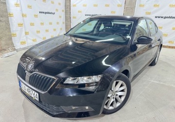 Skoda Superb III Liftback 2.0 TDI 150KM 2017 Skoda Superb 2.0TDI 150KM Sprawdz, zdjęcie 2