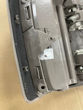 LAMPA OSVĚTLENÍ KABINY POLSTROVÁNÍ VW PASSAT B6 3C0867489C