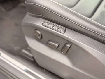 Volkswagen Tiguan II SUV Facelifting 2.0 TSI 190KM 2022 Volkswagen Tiguan 2.0TSI 190KM ACC 4x4 SalonPL Ele, zdjęcie 14