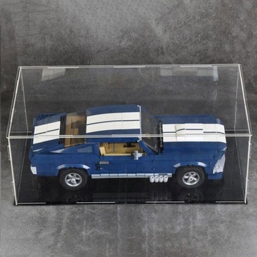 Акриловая прозрачная витрина Medium