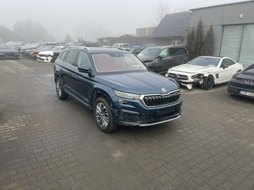 Skoda Kodiaq I SUV Facelifting 2.0 TDI SCR 200KM 2023 Škoda Kodiaq Skoda Kodiaq Style 4x4 DSG Kamera