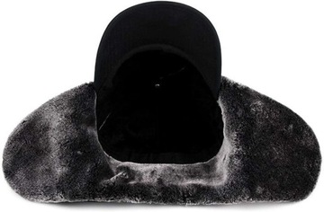 CIEPŁA CZAPKA ZIMOWA MĘSKA Z DASZKIEM NAUSZNI