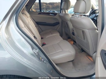 Mercedes Klasa M W166 2015 Mercedes-Benz ML 400 4Matic 2015 3.0l 3.0 Benzyna 329KM, zdjęcie 12