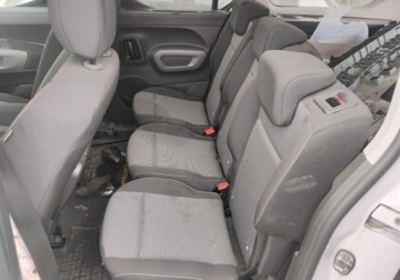 Toyota 2022 Toyota Proace City Verso 2022r, 1.2 Benzyna. AUTOMAT. Uszkodzony przod i t, zdjęcie 8