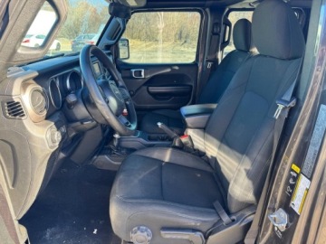Jeep Gladiator 2021 Jeep Gladiator 2021 JEEP GLADIATOR SPORT 3.6 Benzyna 295KM, zdjęcie 6
