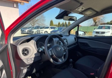 Toyota Yaris III Hatchback 5d Facelifting 1.0 VVT-i 69KM 2017 Toyota Yaris Polski salon Benzyna 69KM, zdjęcie 11