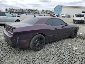 Dodge Challenger III 2022 Dodge Challenger SRT Hellcat 2022 6.2l 6.2 Benzyna 717KM, zdjęcie 3