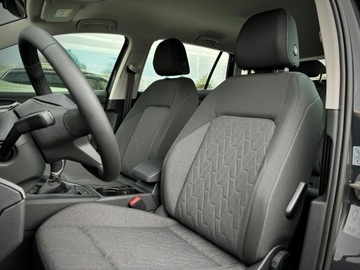 Volkswagen Golf VIII Hatchback Facelifting 2.0 TDI 150KM 2025 Volkswagen Golf Variant Life 2.0 TDI 150 KM automa, zdjęcie 5