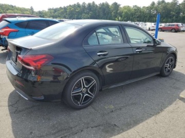 Mercedes Klasa A W177/V177 2021 Mercedes-Benz Klasa A 220 4Matic 2021 2.0l 2.0 Benzyna 188KM, zdjęcie 3