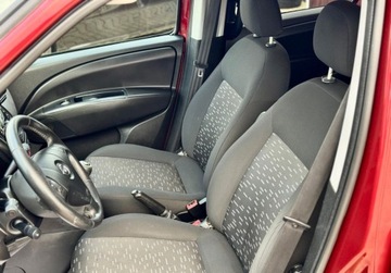 Opel Combo D Tour 1.4 Turbo CNG ecoFLEX 120KM 2017 Opel Combo 1.4 Turbo Lounge 1.4 Benzyna 120KM, zdjęcie 21