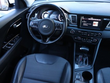 Kia Niro I Crossover 1.6 GDi Hybrid 141KM 2019 Kia Niro Hybrid, Salon Polska, Serwis ASO, zdjęcie 6