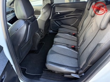 Peugeot 5008 II Crossover 1.5 BlueHDI 130KM 2018 Peugeot 5008 Oplacony GT-Line Top automat diesel 1.5 Diesel 131KM, zdjęcie 17