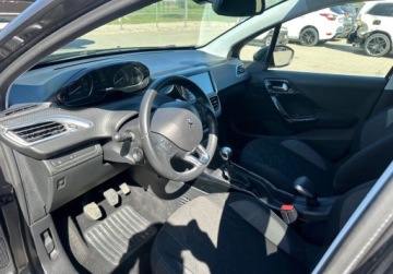 Peugeot 2008 I SUV Facelifting 1.2 PureTech 130KM 2019 Peugeot 2008 1.2PureTech 130KM 2019r. auto zarejestrowane i ubezpieczone w, zdjęcie 8