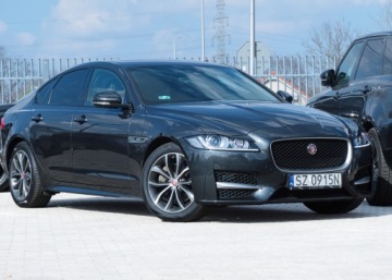 Jaguar XF II Sedan 2.0 i4D 180KM 2018 Jaguar XF R-Sport Ogrzew.Kierow. Navi Pro 10,2’" Fotele Elek.+Ogrz. Carplay, zdjęcie 35