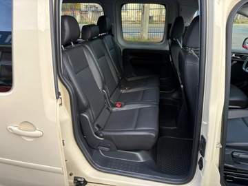 Volkswagen Caddy IV Kombi Maxi 2.0 TDI SCR BlueMotion Technology 102KM 2019 Volkswagen Caddy niepełnosprawnych rampa inwalida, zdjęcie 17