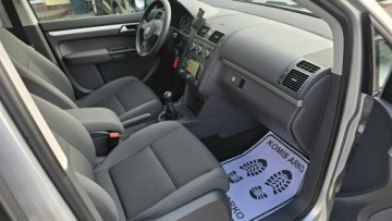 Volkswagen Touran II 1.6 TDI 105KM 2014 Volkswagen Touran Sewisowany 1.6 TDI, zdjęcie 12