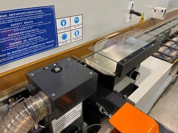 Пила для резки шпона с вертикальным фрезой и задним столом FILA 31.