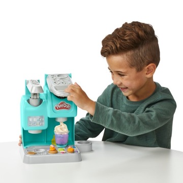 НАБОР HASBRO PLAY-DOH ЦВЕТНЫЙ КАФЕ F5836