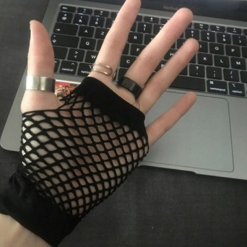 Сексуальные перчатки в сеточку RETRO BLACK MESH