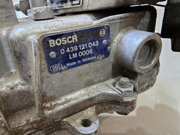 РАСПРЕДЕЛИТЕЛЬ ТОПЛИВА ВПРЫСОК MERCEDES W124 0438121043
