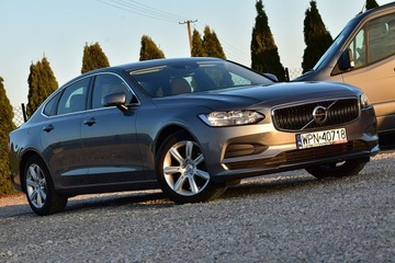 Volvo S90 II Sedan 2.0 D3 150KM 2019 Volvo S90 2,0D3 150KM Navi Alu Podg. Fotele Gwara