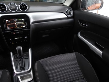 Suzuki Vitara III SUV 1.6 VVT 120KM 2018 Suzuki Vitara 1.6 VVT, Salon Polska, Automat, zdjęcie 7