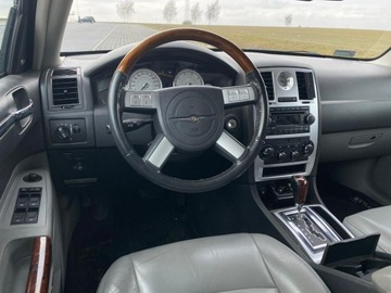 Chrysler 300C I Sedan 2.7 i V6 24V 193KM 2006 Chrysler 300C Benzyna + LPG - 2006R - AUTOMAT, zdjęcie 6