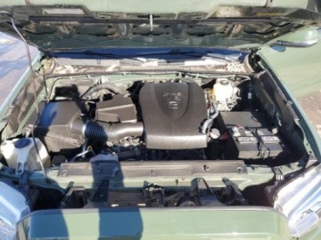 Toyota Tacoma II 2021 Toyota Tacoma 2021, 3.6L, 4x4, SR DOUBLE CAB, od ubezpieczalni 3.6 Benzyna, zdjęcie 10