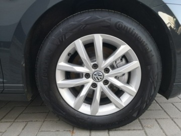 Volkswagen Passat B8 Variant 2.0 TDI BlueMotion SCR 150KM 2018 Volkswagen Passat 2.0 TDI 150KM Klimtron Navi, zdjęcie 28