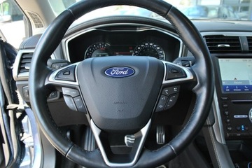 Ford Mondeo V Kombi Facelifting 2.0 EcoBlue 190KM 2020 Ford Mondeo Vignale Kombi 2,0Ecoblue 190KM A8 ASO, zdjęcie 18