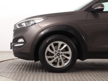 Hyundai Tucson III SUV 1.7 CRDi 141KM 2016 Hyundai Tucson 1.7 CRDi, Salon Polska, Automat, zdjęcie 14