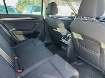 Skoda Superb III Kombi Facelifting 2.0 TSI 190KM 2022 Skoda Superb 2.0 TSI 190KM Style DSG FV 23% Gwaran, zdjęcie 22