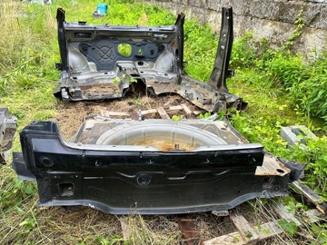 PAS TYŁ TYLNY WANNA VW GOLF V 5 LC9Z 03-08 HB