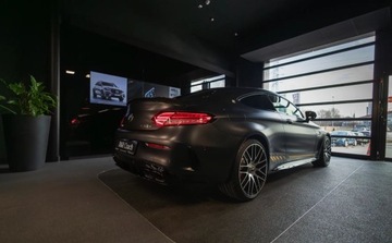 Mercedes Klasa C W206 2022 Mercedes-Benz Klasa C 63 S AMG Final Edition 1 z 499 egzemplarzy Stan ko, zdjęcie 34