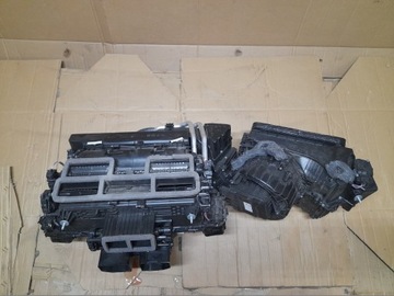 RADIÁTOR PORSCHE TAYCAN 9J1 EVROPA