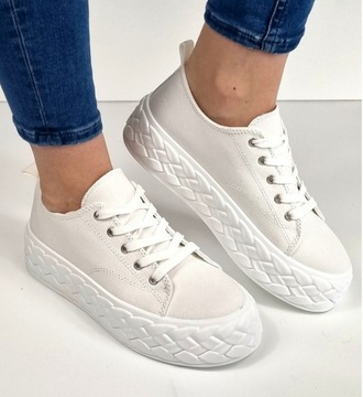 NOWE BIAŁE BOTKI BUTY SNEAKERSY TRAMPKI 40