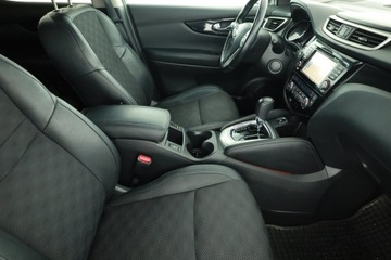 Nissan Qashqai II Crossover 1.6 dCi 130KM 2015 Nissan Qashqai 1.6 dCi, Salon Polska, Serwis ASO, zdjęcie 6