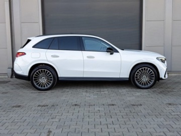 Mercedes GLC C254/X254 Coupe 2.0 200 204KM 2026 MERCEDES-BENZ GLC 200 4-Matic AMG Line Suv 204KM 2026, zdjęcie 3