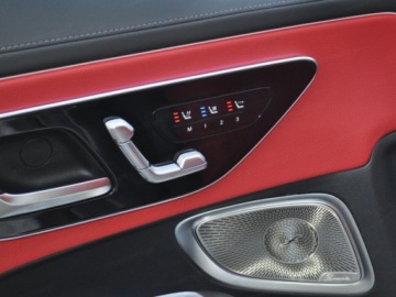 Mercedes CLE Coupe 2.0 300 258KM 2026 CLE 300 4-Matic AMG Line Kabriolet 2.0 (258KM) 2026, zdjęcie 14