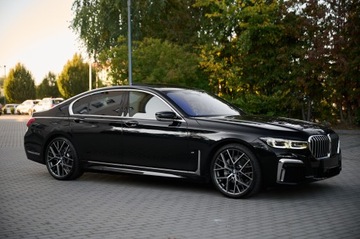 BMW Seria 7 G11-G12 Sedan Facelifting 3.0 730d 286KM 2022 M-PAKIET Z PEŁNYM PAKIETEM CHROM__ MEGA WYPOSAŻENIE, zdjęcie 14