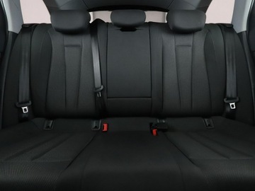 Audi A4 B9 Avant 2.0 35 TFSI  150KM 2019 Audi A4 Avant navi klima auto kamera i czujniki, zdjęcie 17