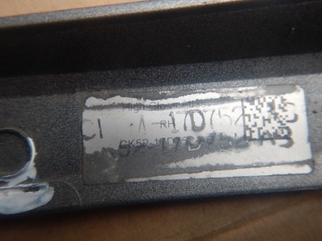 LAND ROVER RANGE IV L405 PRAVÁ LIŠTA NÁRAZNÍK ZADNÍ CK52-17D752-AD ORIG.