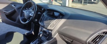 Ford Focus III Hatchback 5d 1.6 Duratec 125KM 2012 Ford Focus 1.6 benz mpi ,automat, bezwypadek,nowy olej w skrzyni 1.6 125KM, zdjęcie 11