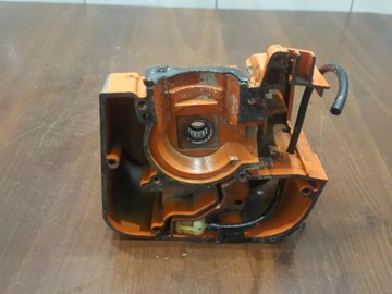 STIHL 015 КАРТРИДЖ КОРПУС ДВИГАТЕЛЯ ПОЛУБЛОК