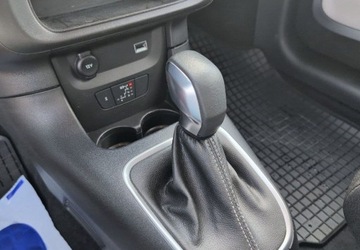 Citroen C3 III Hatchback Facelifting 1.2 PureTech 110KM 2022 Citroen C3 1.2 PureTech Shine EAT6 SalonPL FVat Pakiet Serwisowy GWARANCJA, zdjęcie 18