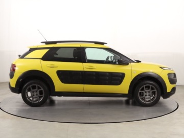 Citroen C4 Cactus Crossover 1.2 PureTech 82KM 2016 Citroen C4 Cactus 1.2 PureTech, Salon Polska, zdjęcie 5