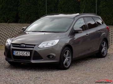 Ford Focus III Kombi 1.0 EcoBoost 125KM 2012 Ford Focus 125KM Navi Parkdistance Convers MY13 Benzyna 125KM, zdjęcie 6