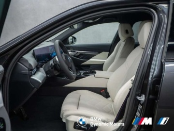 BMW Seria 5 G90-91 2026 BMW Seria 5 30e xDrive 299 KM PHEV - Gotowy do Odbioru - Pakiet M Pro 2.0, zdjęcie 16