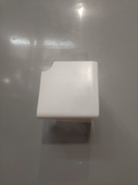 Внешний угол изотермического контейнера